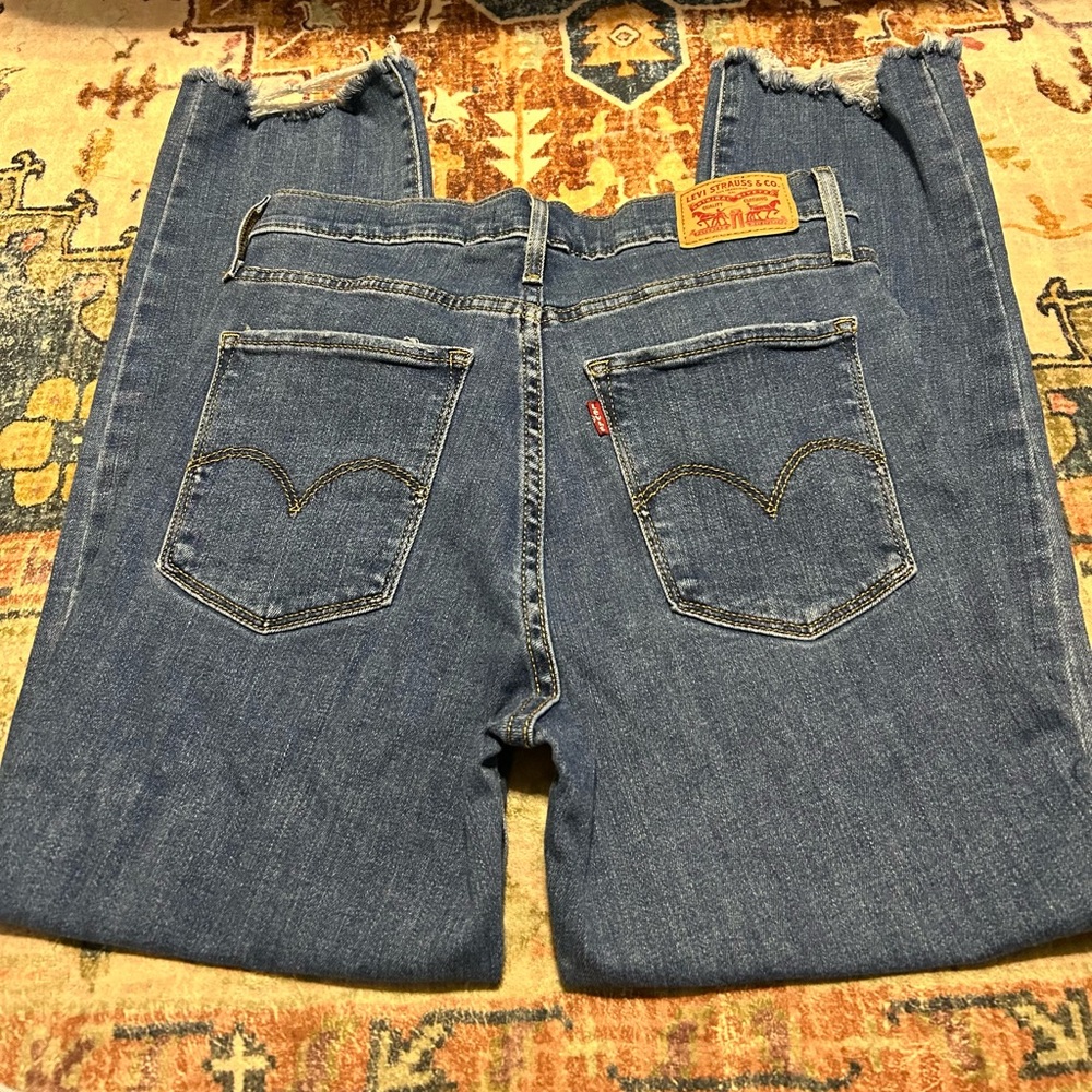 Women’s Levi Strauss & Co 724 high rise straight crop jeans 28
